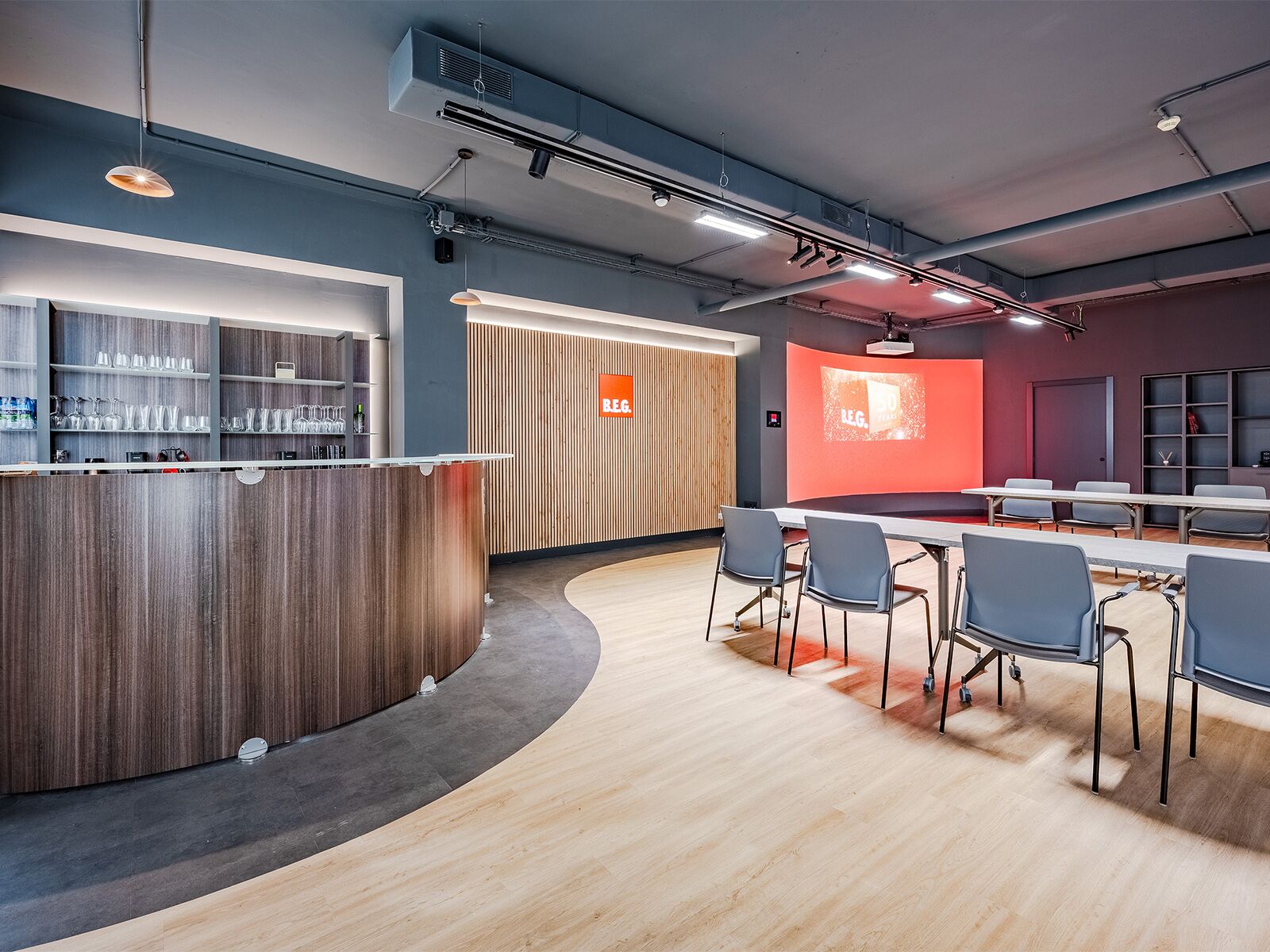 Home B.E.G. Brück Electronic GmbH